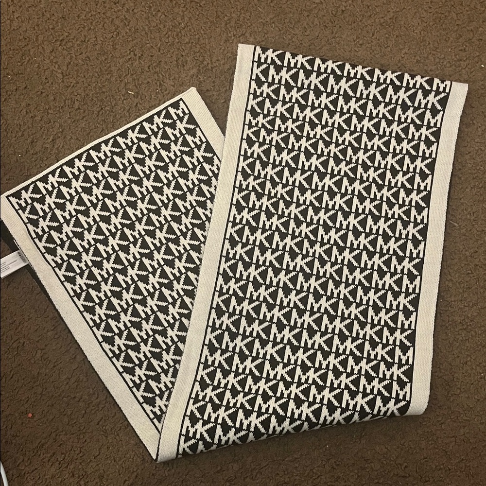 Michael Kors Monogram Black and White Scarf